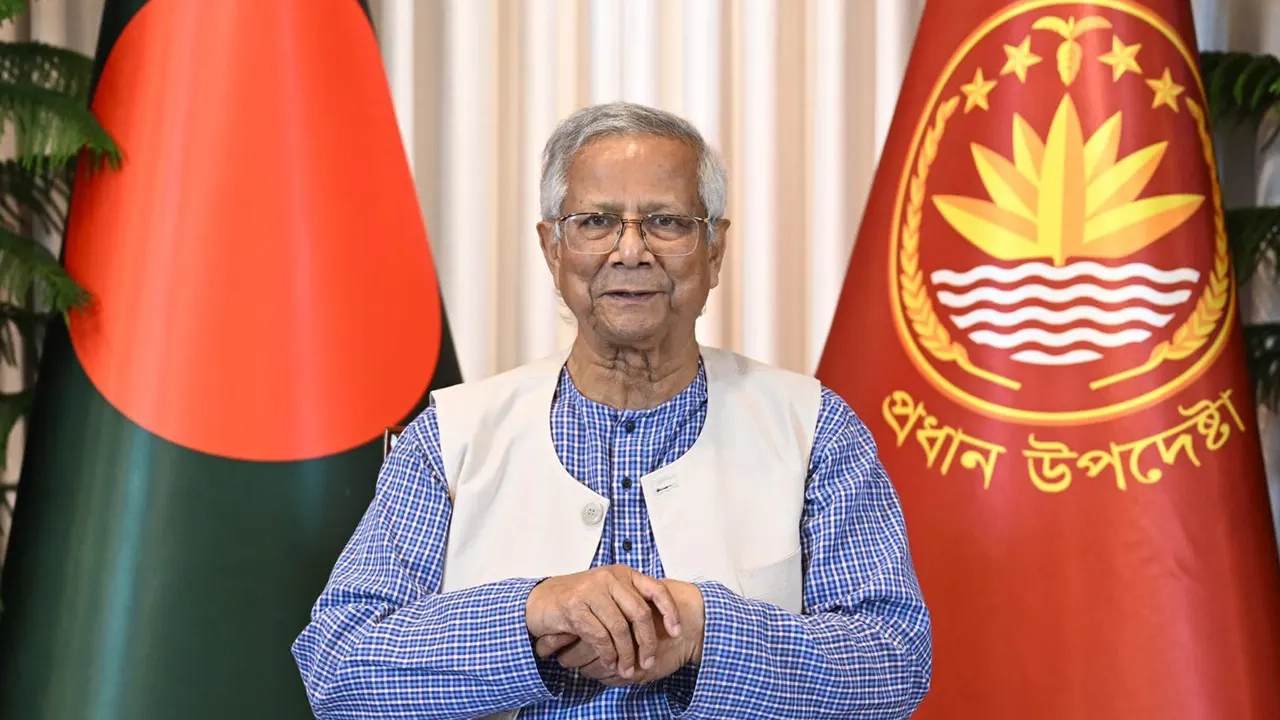 ড. ইউনূসসহ পাঁচজনের নামে মামলার আবেদন